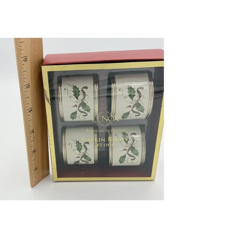 Lenox Nouveau Christmas Napkin Rings‎ Set of 4 Holly Berries NEW